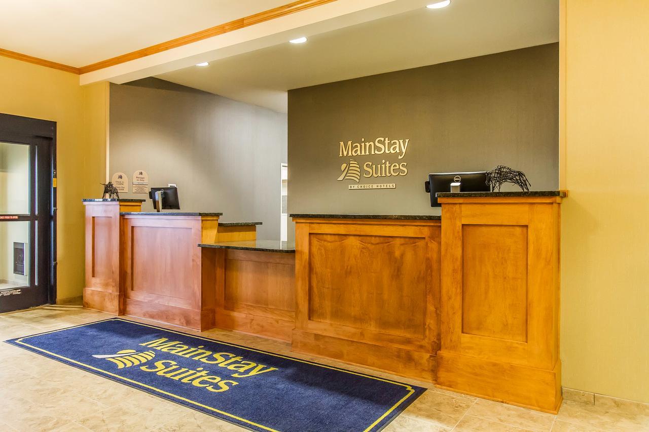 Mainstay Suites Stanley Exteriér fotografie