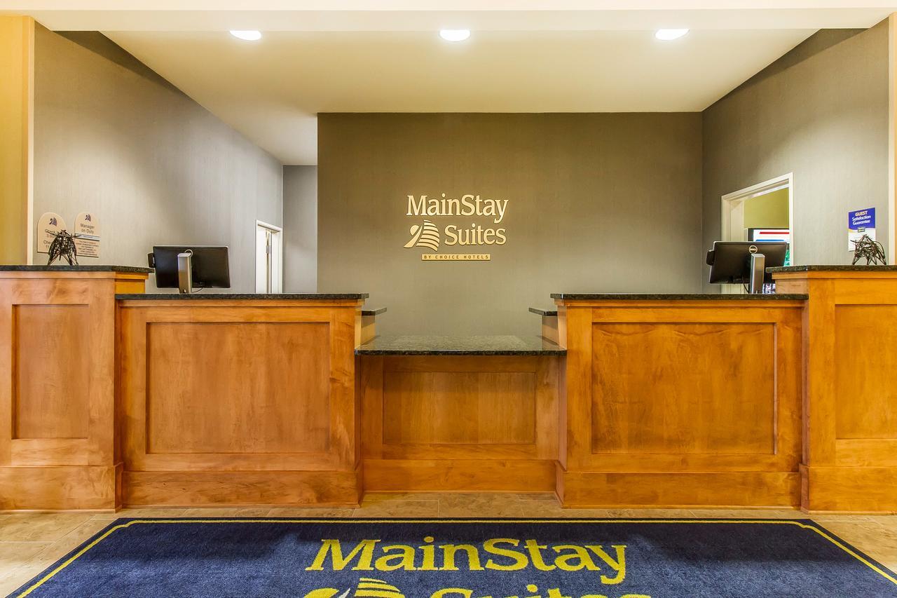 Mainstay Suites Stanley Exteriér fotografie