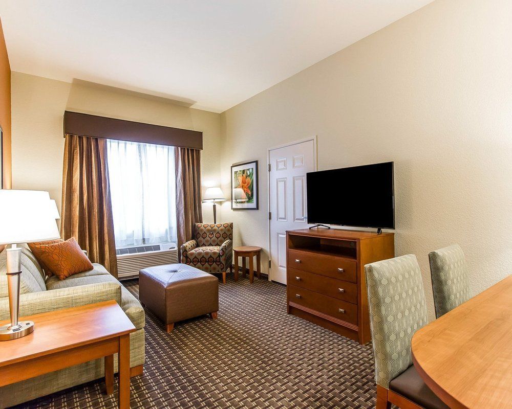 Mainstay Suites Stanley Exteriér fotografie