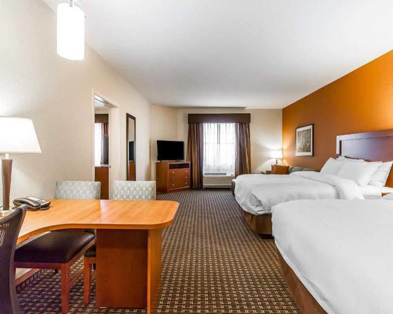 Mainstay Suites Stanley Exteriér fotografie